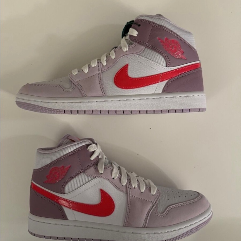 Air Jordan 1 Mid Valentine's Day 2022 Women’s